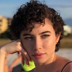 Meet your Posher, Luisa